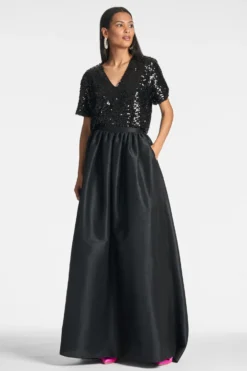 Sydney Skirt - Black -Sachin & Babi Shop BETTETOP SYDNEYSKIRT BLACK FRONT scaled