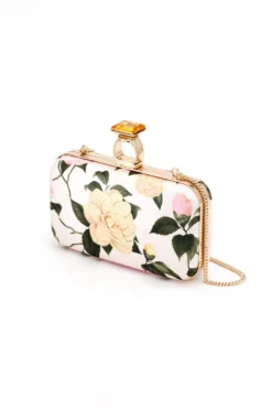 On The Rocks Clutch - Pink Lemonade Bouquet -Sachin & Babi Shop SHOT 15 285 scaled